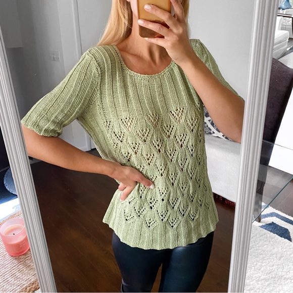 🌿 CASUAL GREEN CROCHET KNIT SHIRT SLEEVE TOP! - Picture 4 of 10
